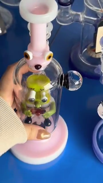 Fully sculpted SpongeBob SquarePants character