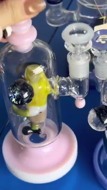 Fully sculpted SpongeBob SquarePants character